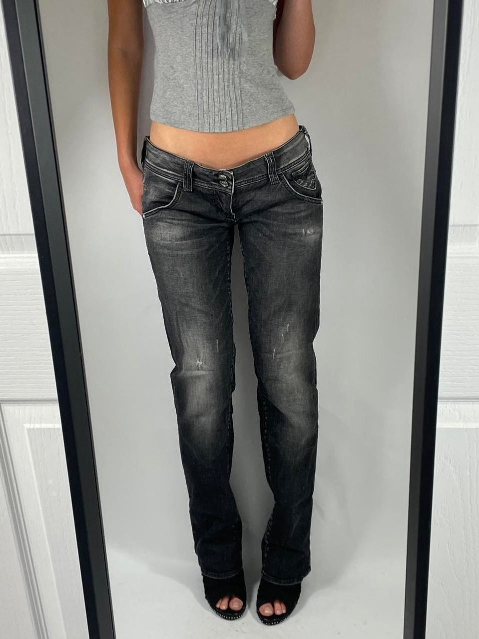 VINTAGE 2004 GUESS LOW RISE JEANS SIZE 27 BNWT