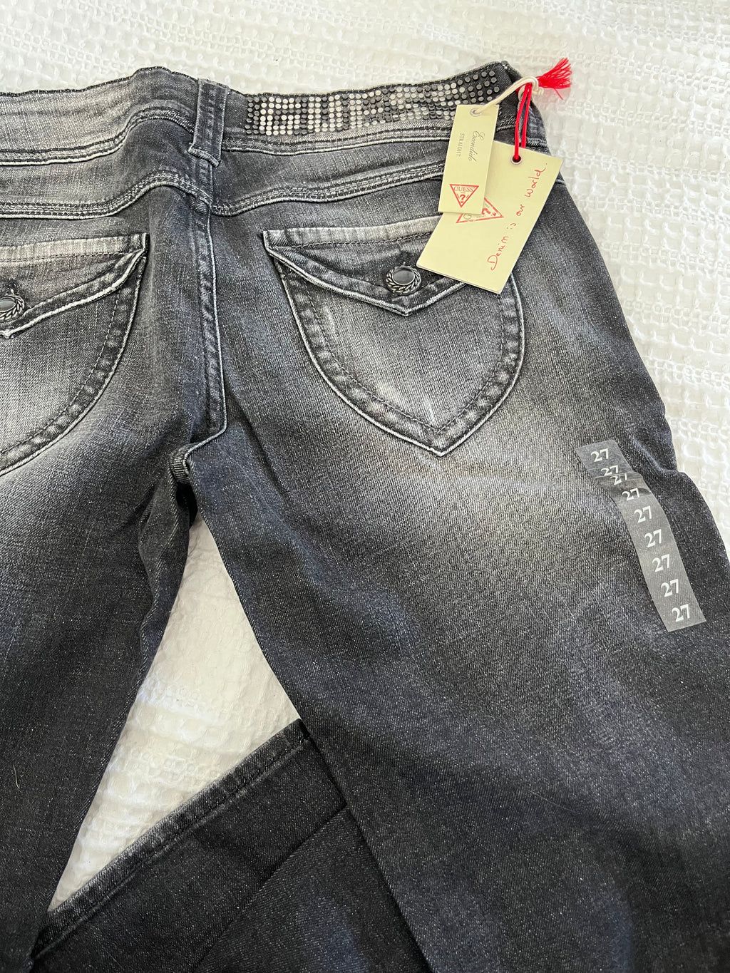 VINTAGE 2004 GUESS LOW RISE JEANS SIZE 27 BNWT