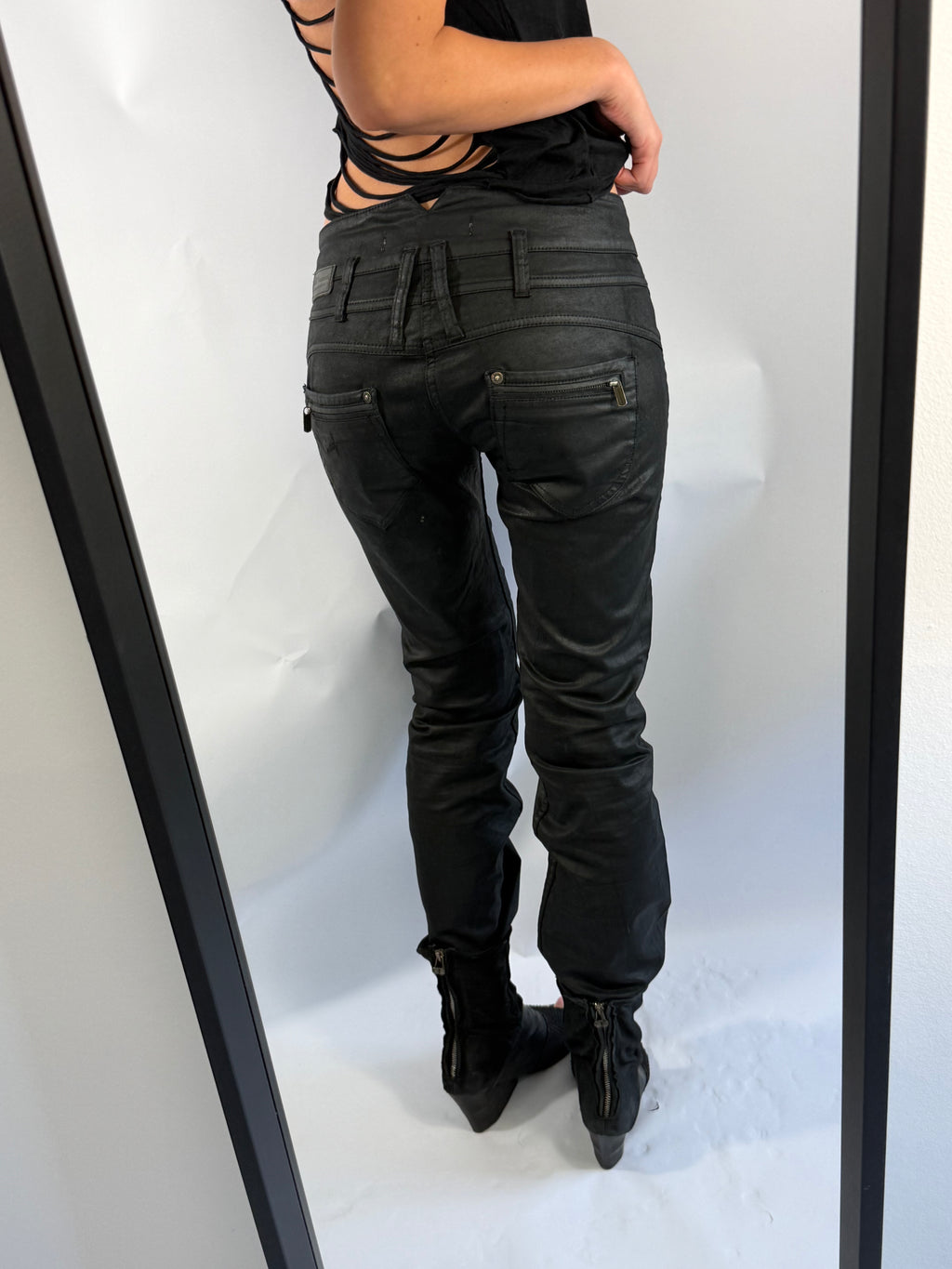 VINTAGE WAXED JEANS
