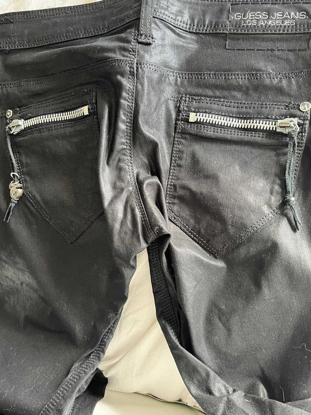 VINTAGE 2004 GUESS LOW RISE JEANS SIZE 26