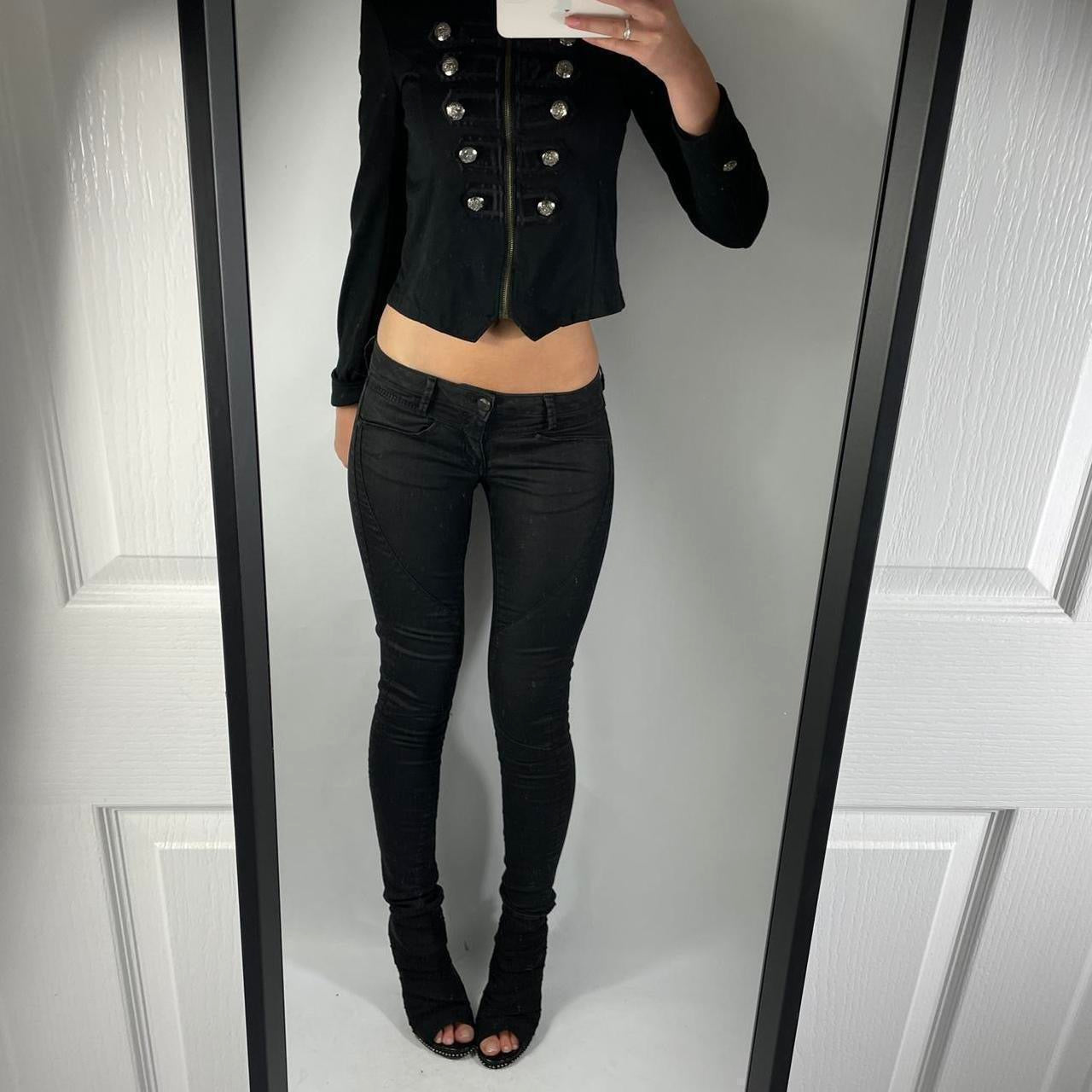 VINTAGE 2004 GUESS LOW RISE JEANS SIZE 30