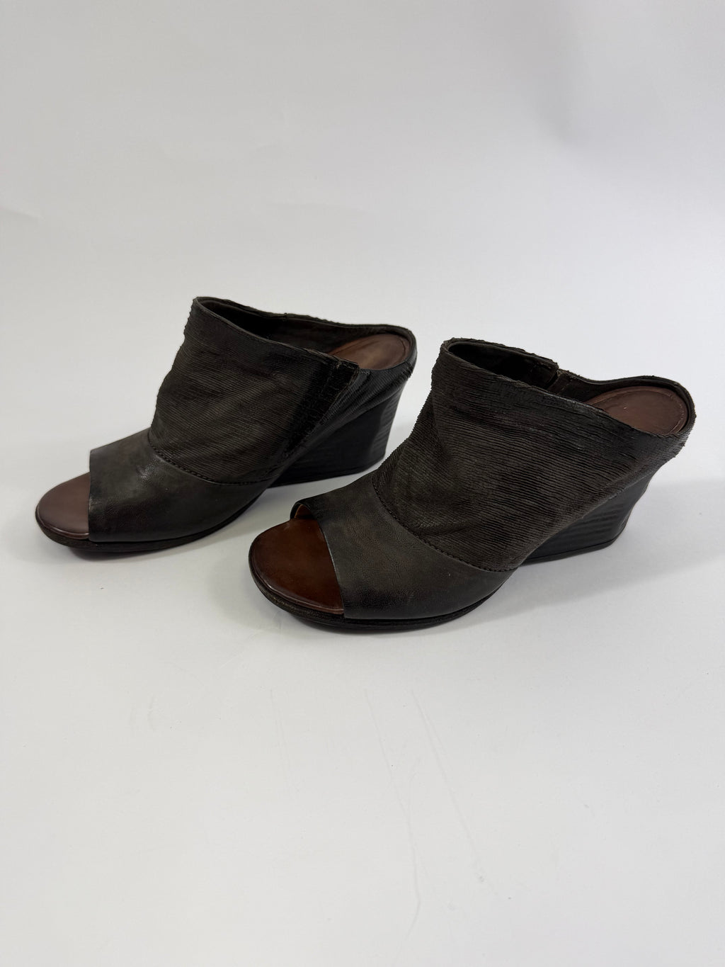VINTAGE AS98 HEELS EU35