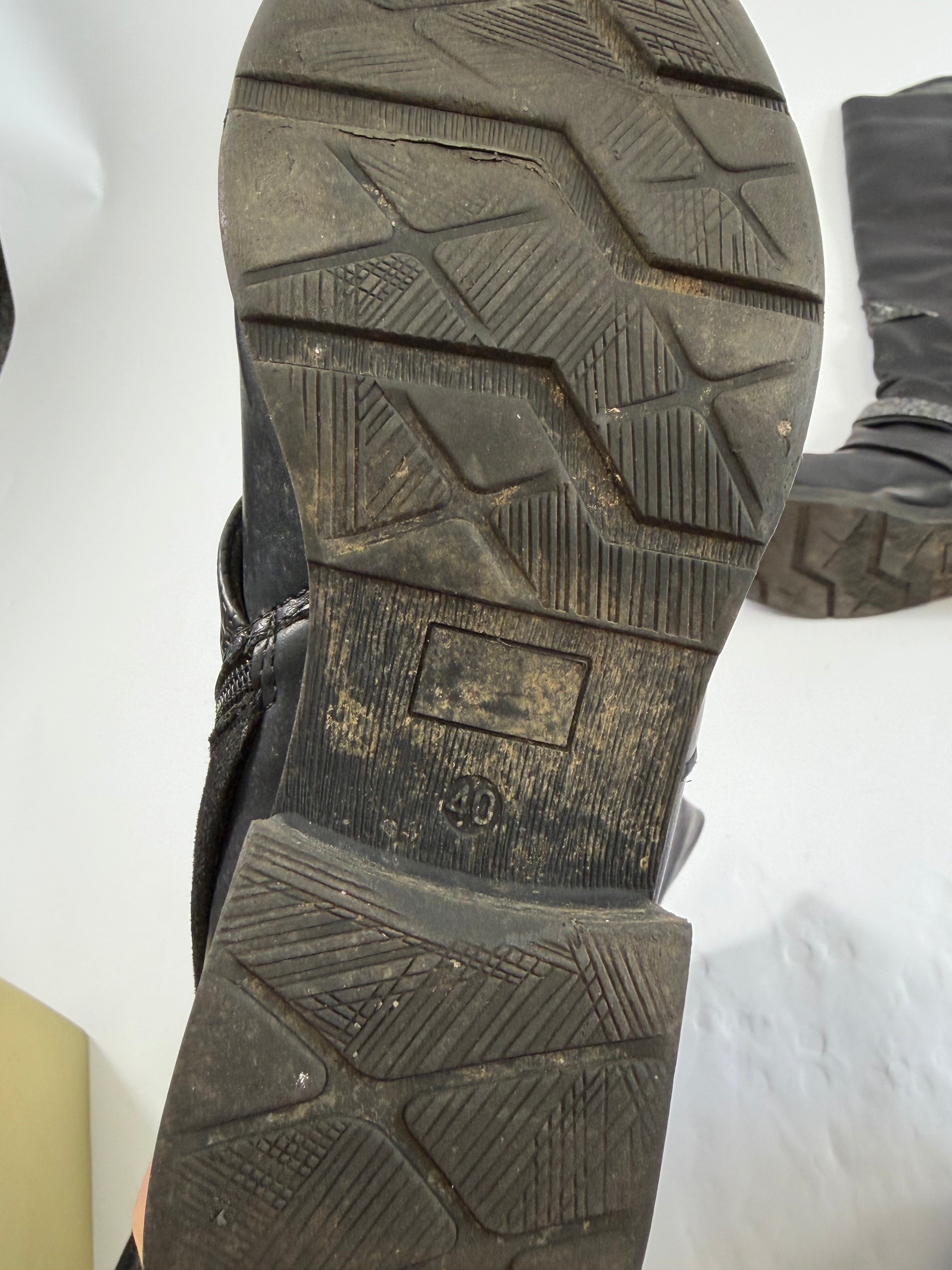VINTAGE BOOTS EU40
