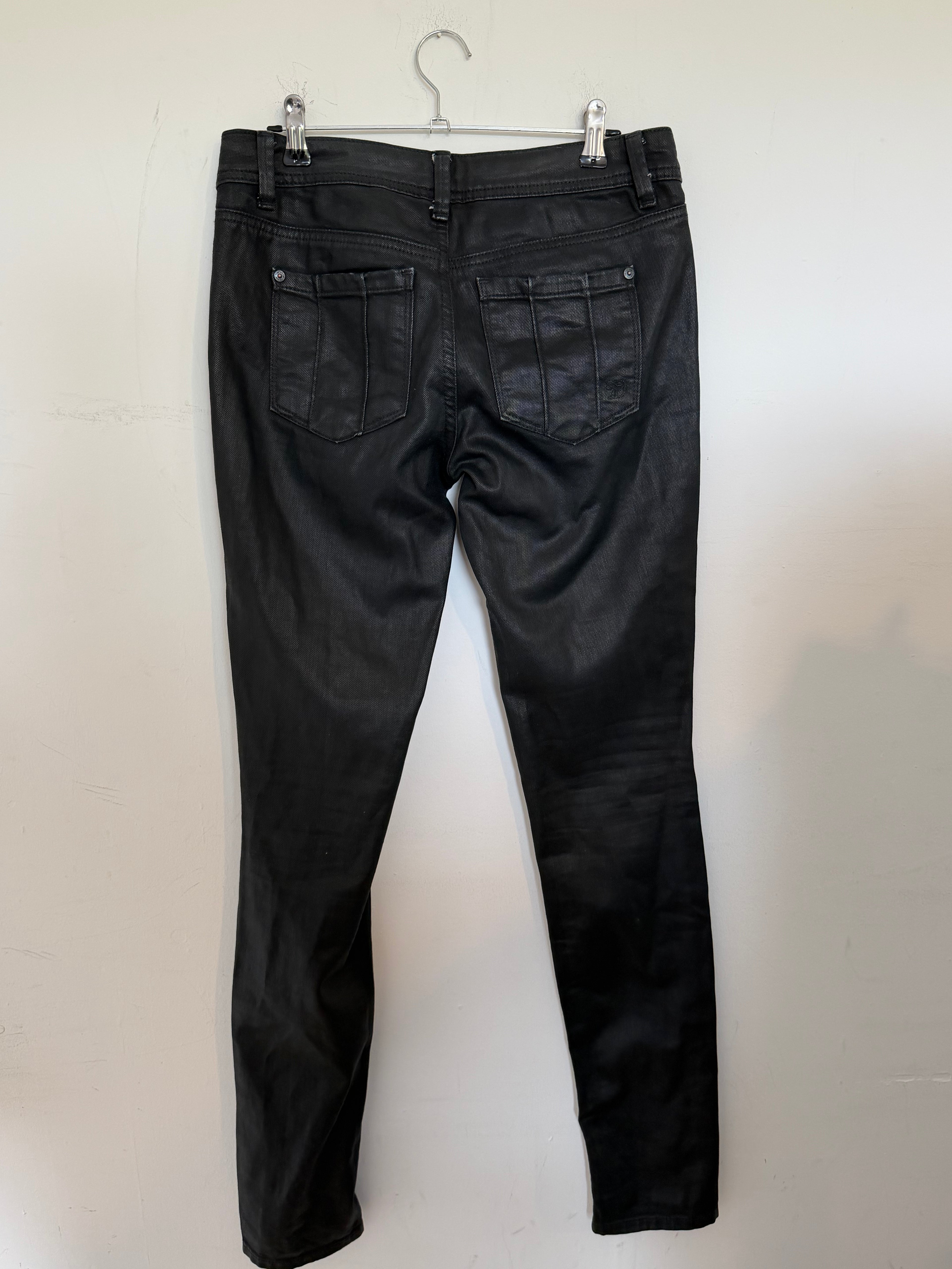 VINTAGE WAXED LOW RISE JEANS SIZE 26