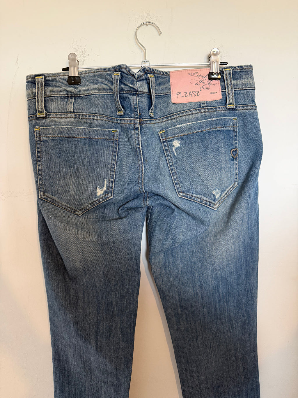 VINTAGE LOW RISE JEANS SIZE 27