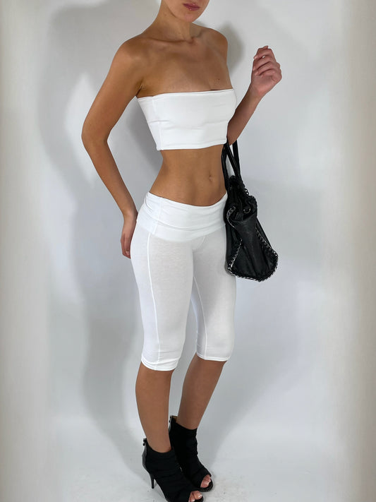 WHITE CAPRI PANTS