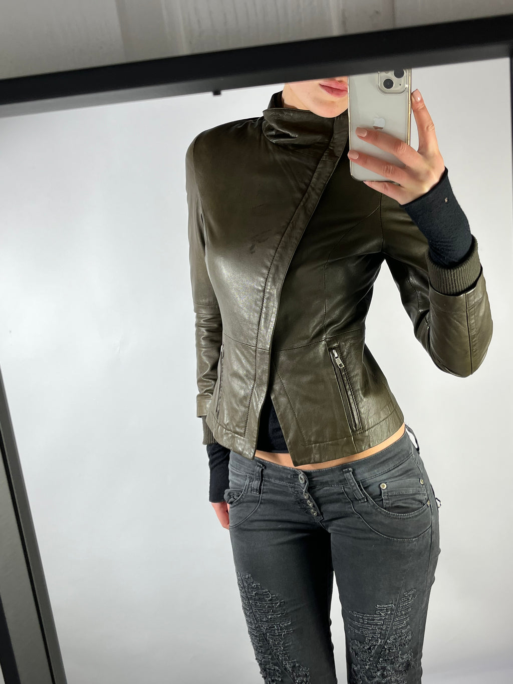 VINTAGE ASYMMETRIC LEATHER JACKET