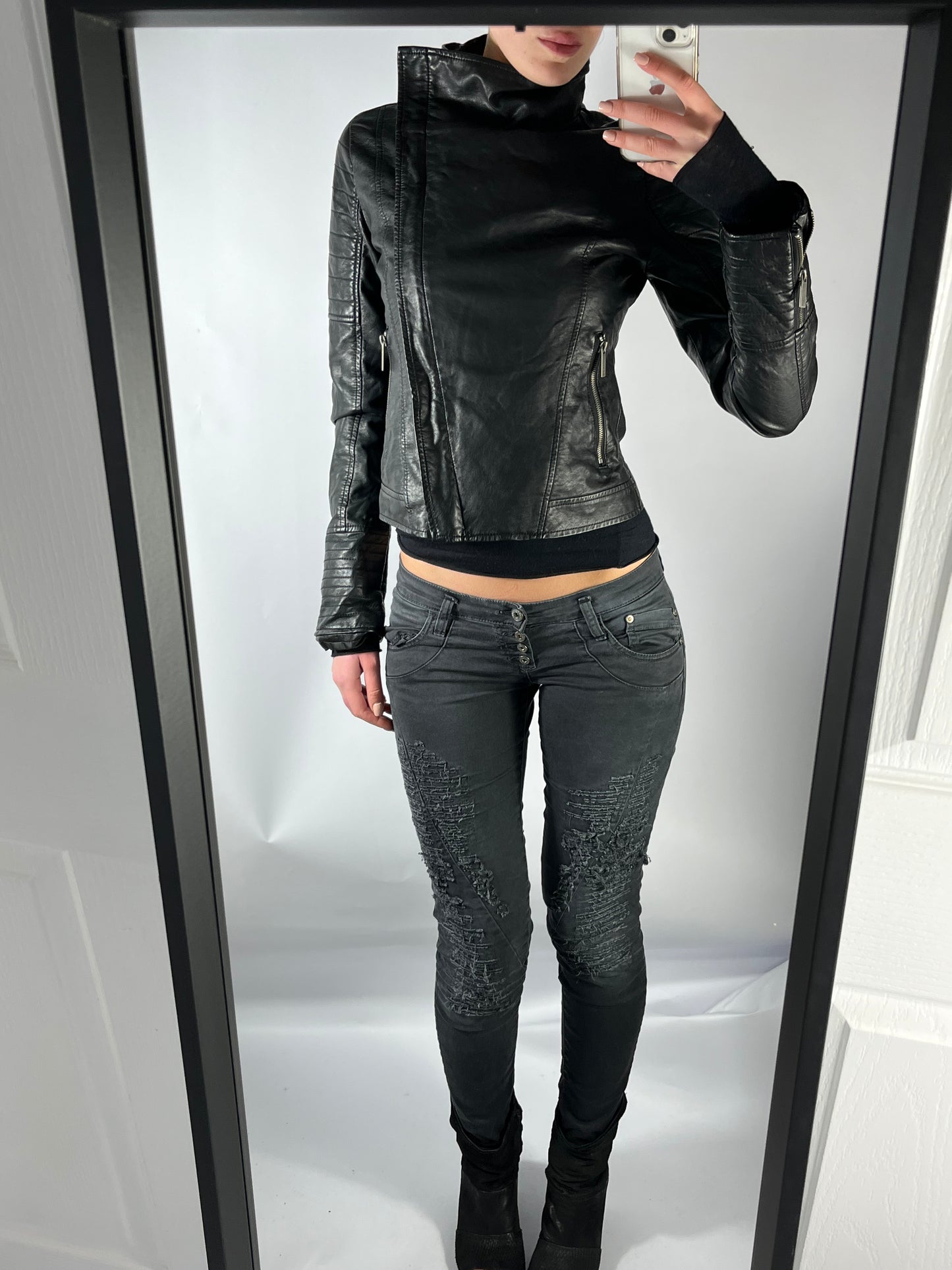 VINTAGE ASYMMETRIC LEATHER JACKET