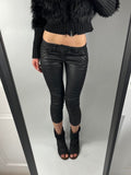VINTAGE 2004 GUESS LOW RISE CAPRI PANTS