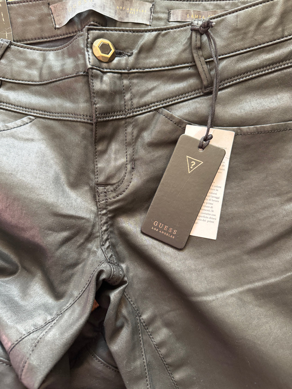 VINTAGE 2004 GUESS LOW RISE JEANS SIZE 28