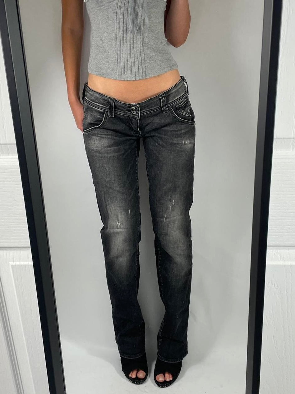VINTAGE 2004 GUESS LOW RISE JEANS SIZE 29