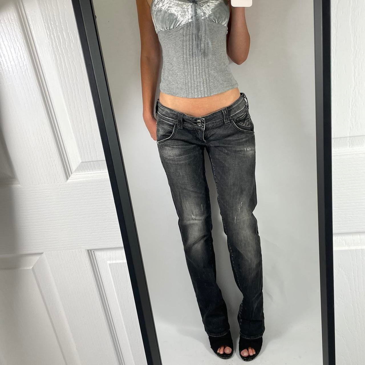 VINTAGE 2004 GUESS LOW RISE JEANS SIZE 29